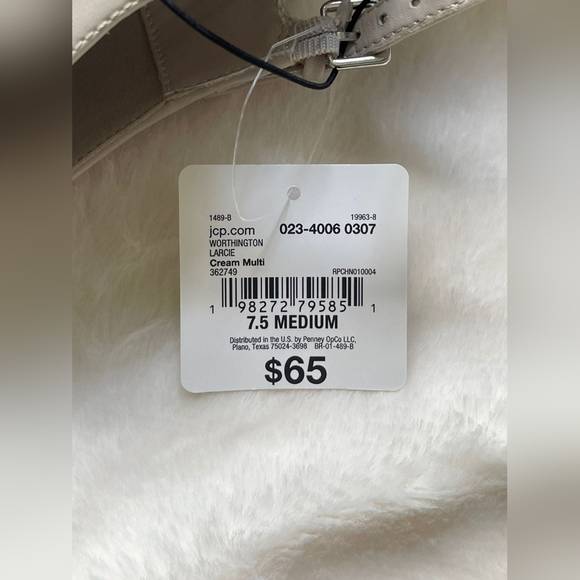 Worthington Black and Cream Heels Timeless Elegance - Picture 6 of 6